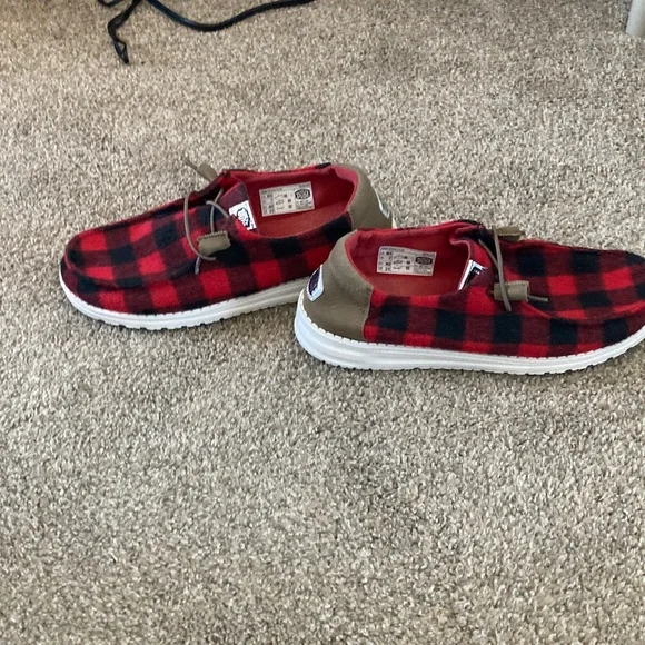 Hey Dude Wendy Women’s Red and Black Plaid Shoes - Picture 3 of 8